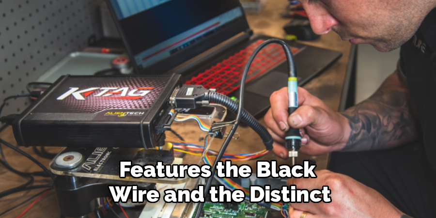 Features the Black
Wire and the Distinct