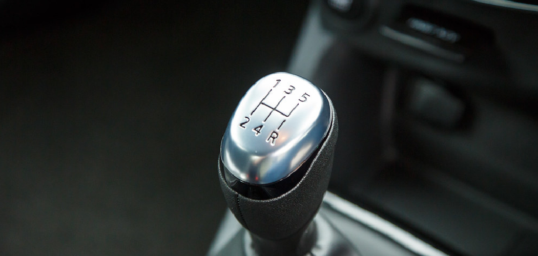 How to Shift Gears on a Manual Car