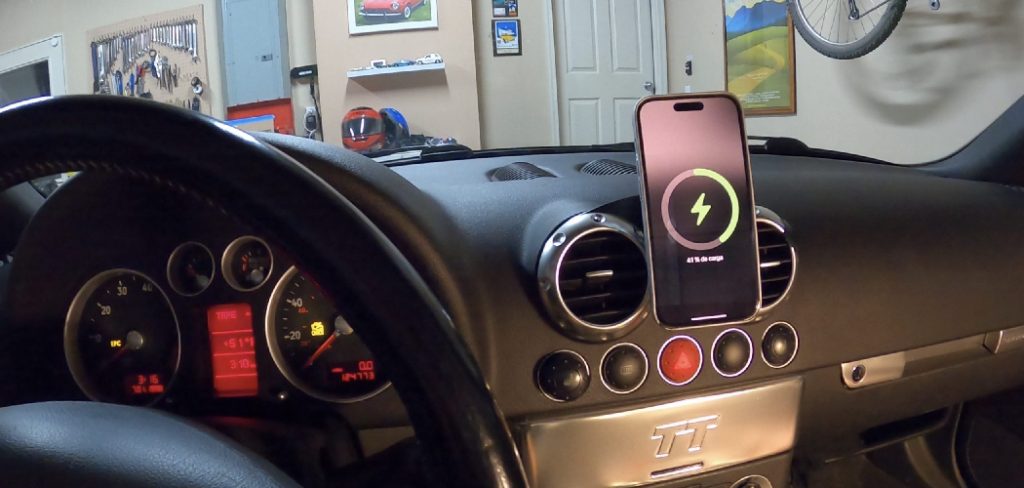 How to Use an Auxiliary Cable in a Car